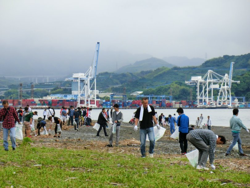 三保真崎海岸清掃活動